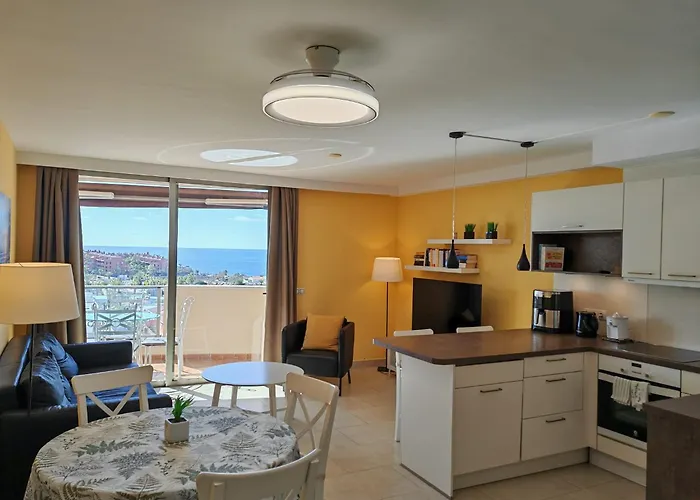 Beautiful Panoramic Sea View Mar 公寓