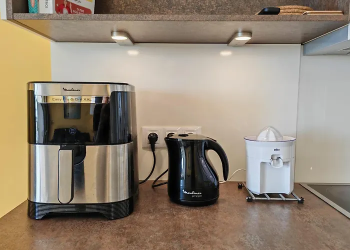 Beautiful Panoramic Sea View Mar Apartment *