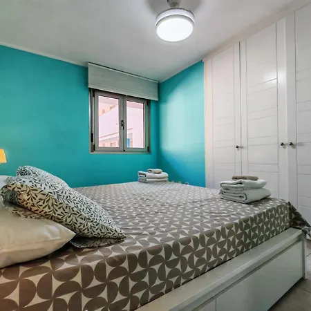 Beautiful Sea View Apartment In Palm Mar